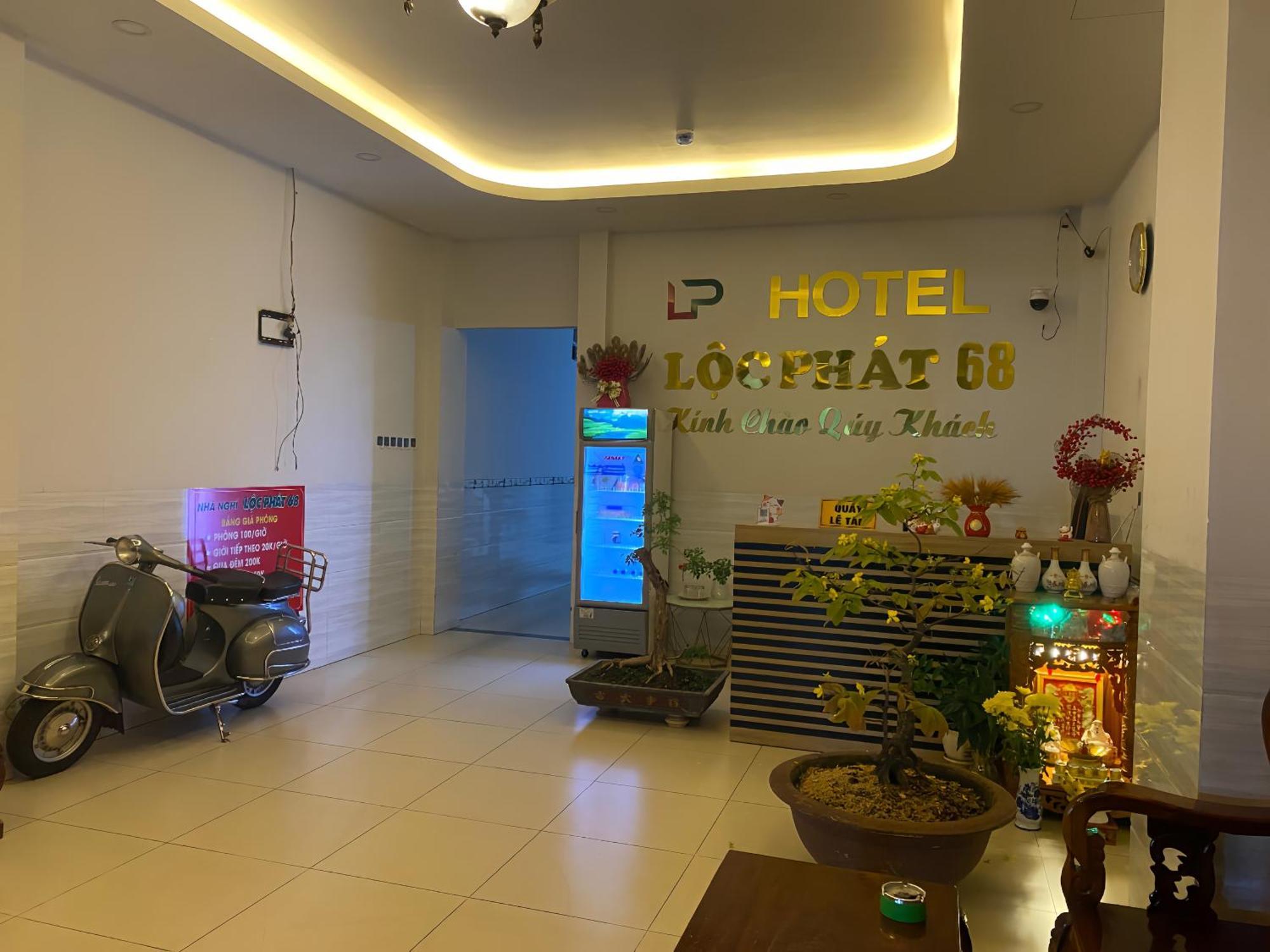 Nha Nghi Loc Phat 68 Thuan An Exterior photo